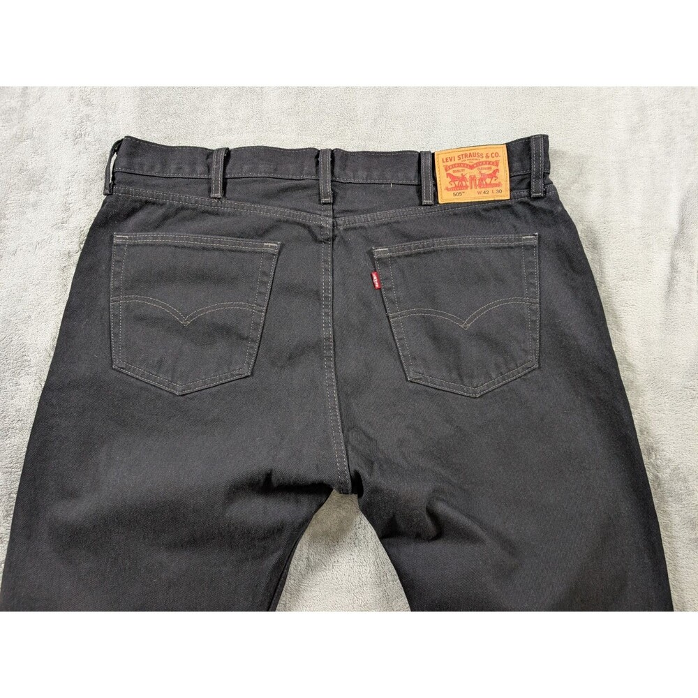 Levis 505 Black Jeans Mens 42x30 Straight Leg Dad Jean Workwear Casual - Picture 4 of 13